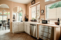 1136 E Hiddenview Dr-010