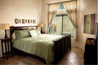 1136 E Hiddenview Dr-012